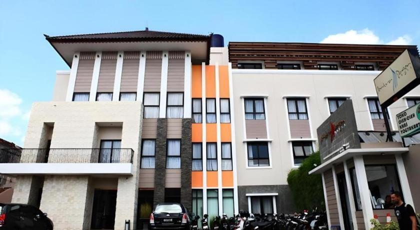 Grand Malioboro Yogyakarta Ξενοδοχείο Εξωτερικό φωτογραφία